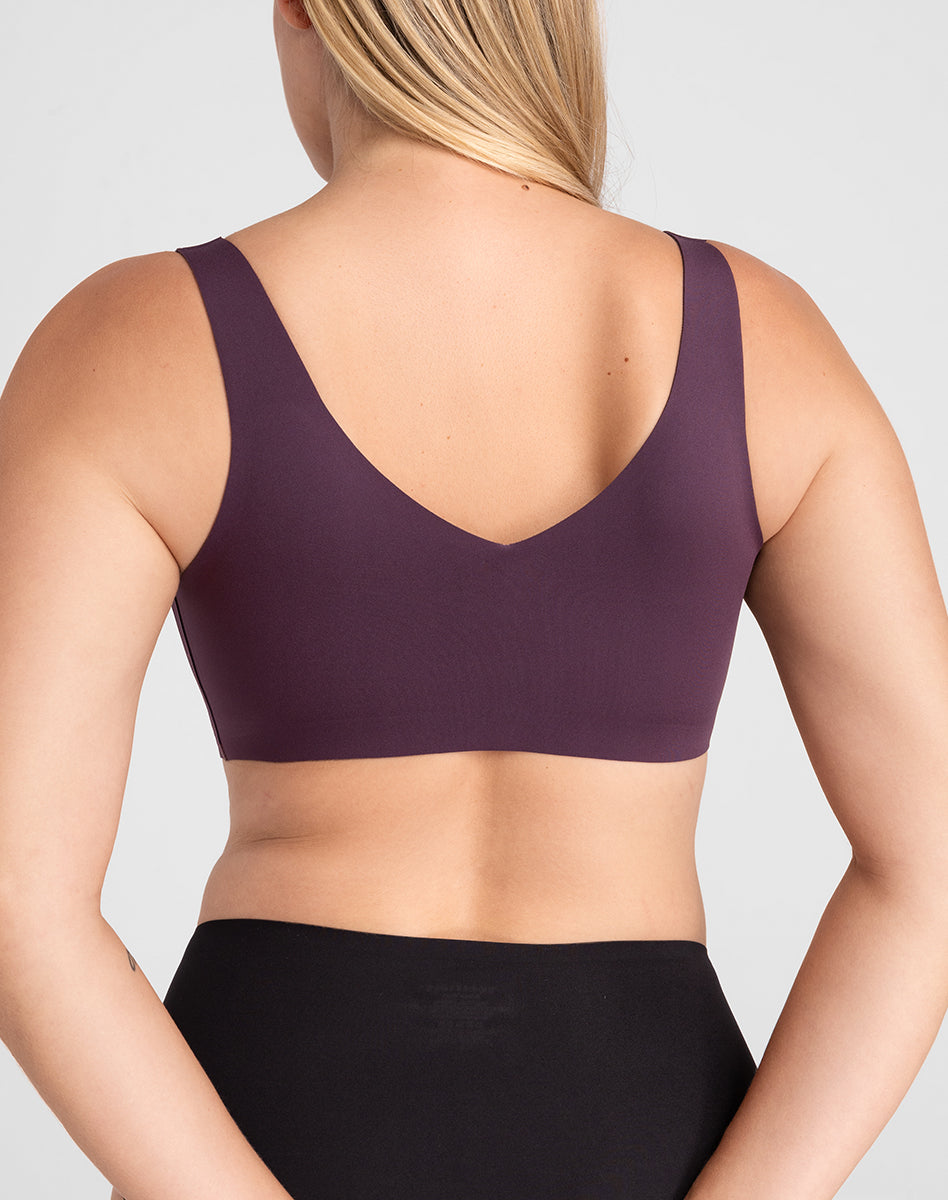 SoftFormBra-Model-Aubergine-M-Elle-Back.jpg